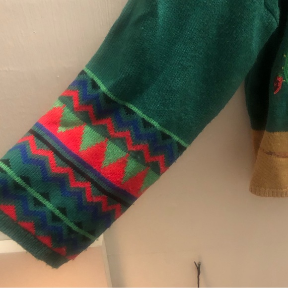 Holiday Time Sweaters Holiday Time Womens Green Christmas Theme Sweater Feliz Navidad Extra